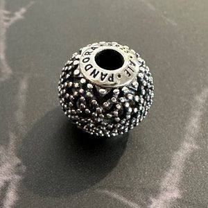 Pandora Essence ‘Wellness’ Charm